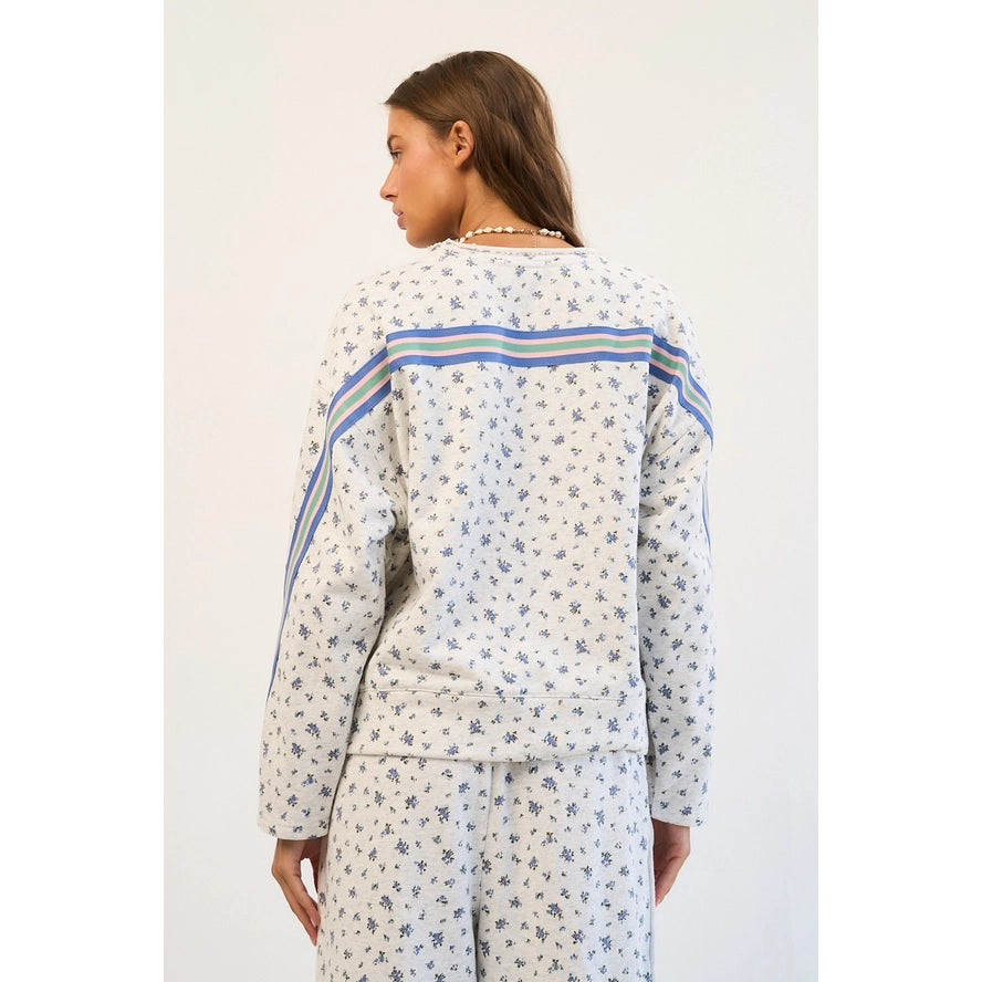 Greii Floral Sweatshirt with Retro-inspired striped sleeves