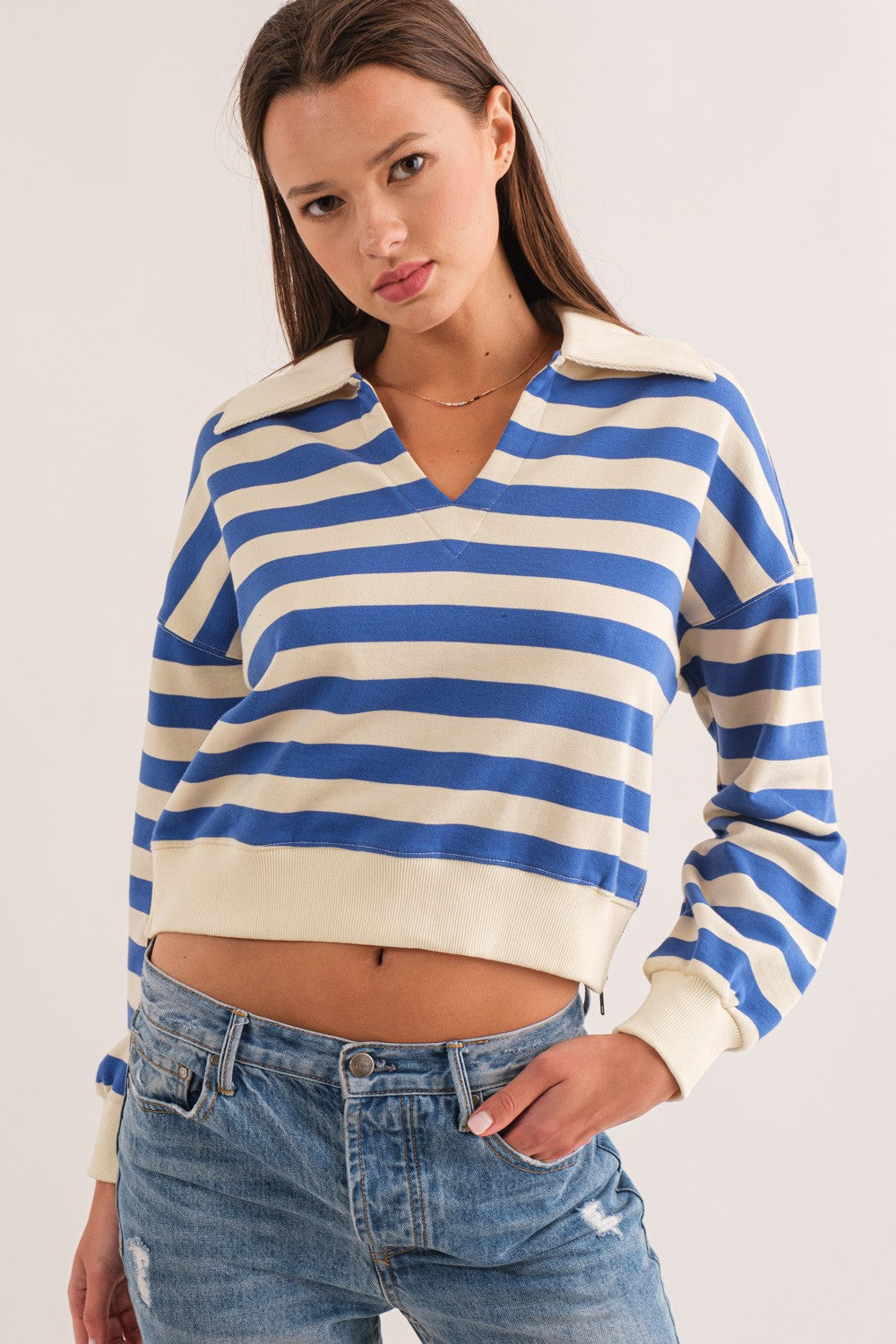 Collared V-neck Pullover