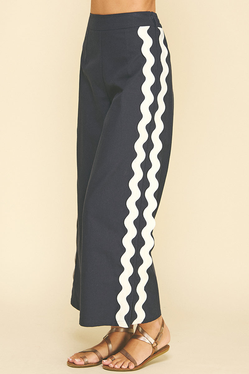 Pinch Embroidered Detail Wide Leg Pants