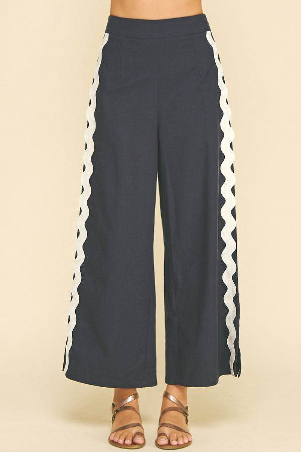 Pinch Embroidered Detail Wide Leg Pants