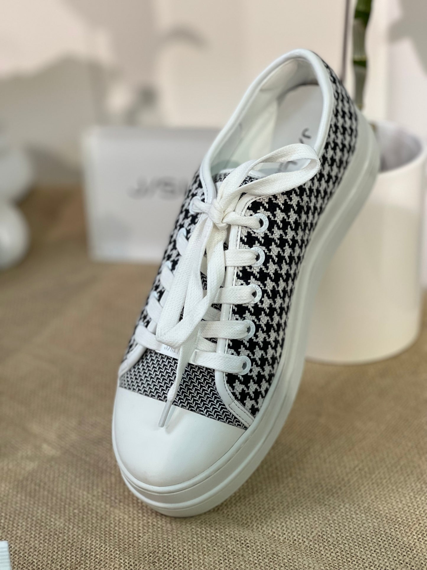 J Slide Nate Sneakers