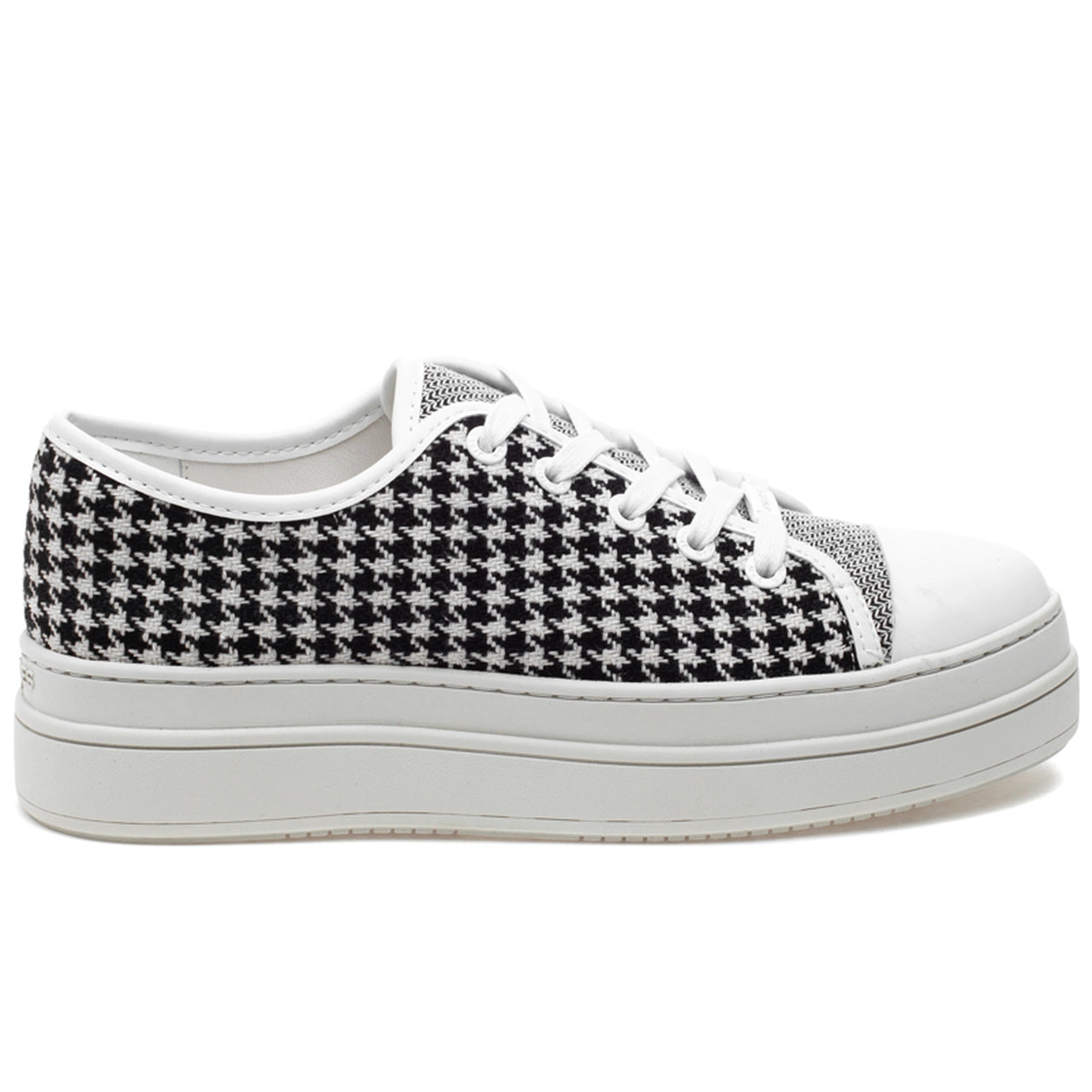 J Slide Nate Sneakers