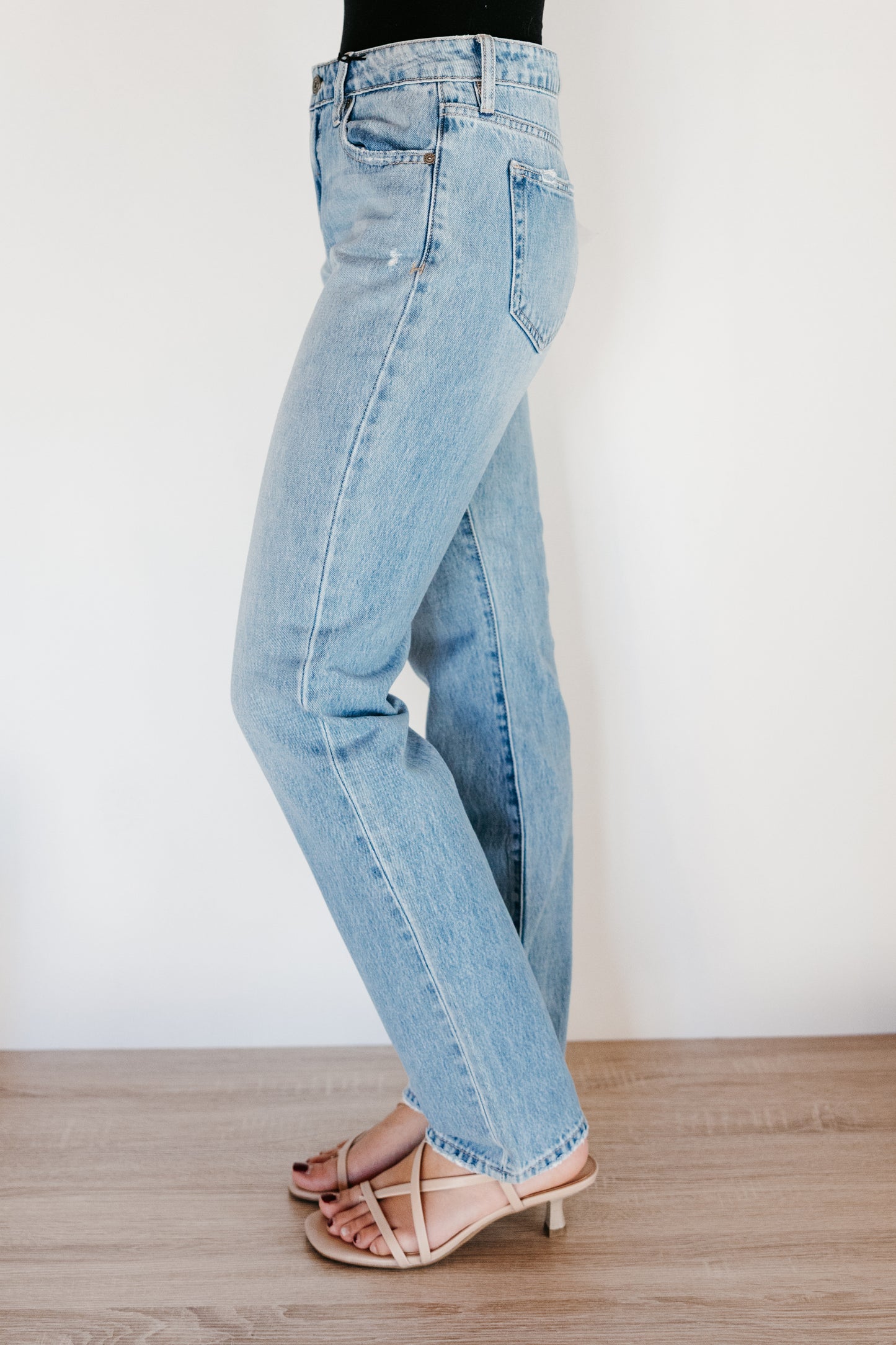 Hidden Tracey High Rise Straight Jeans
