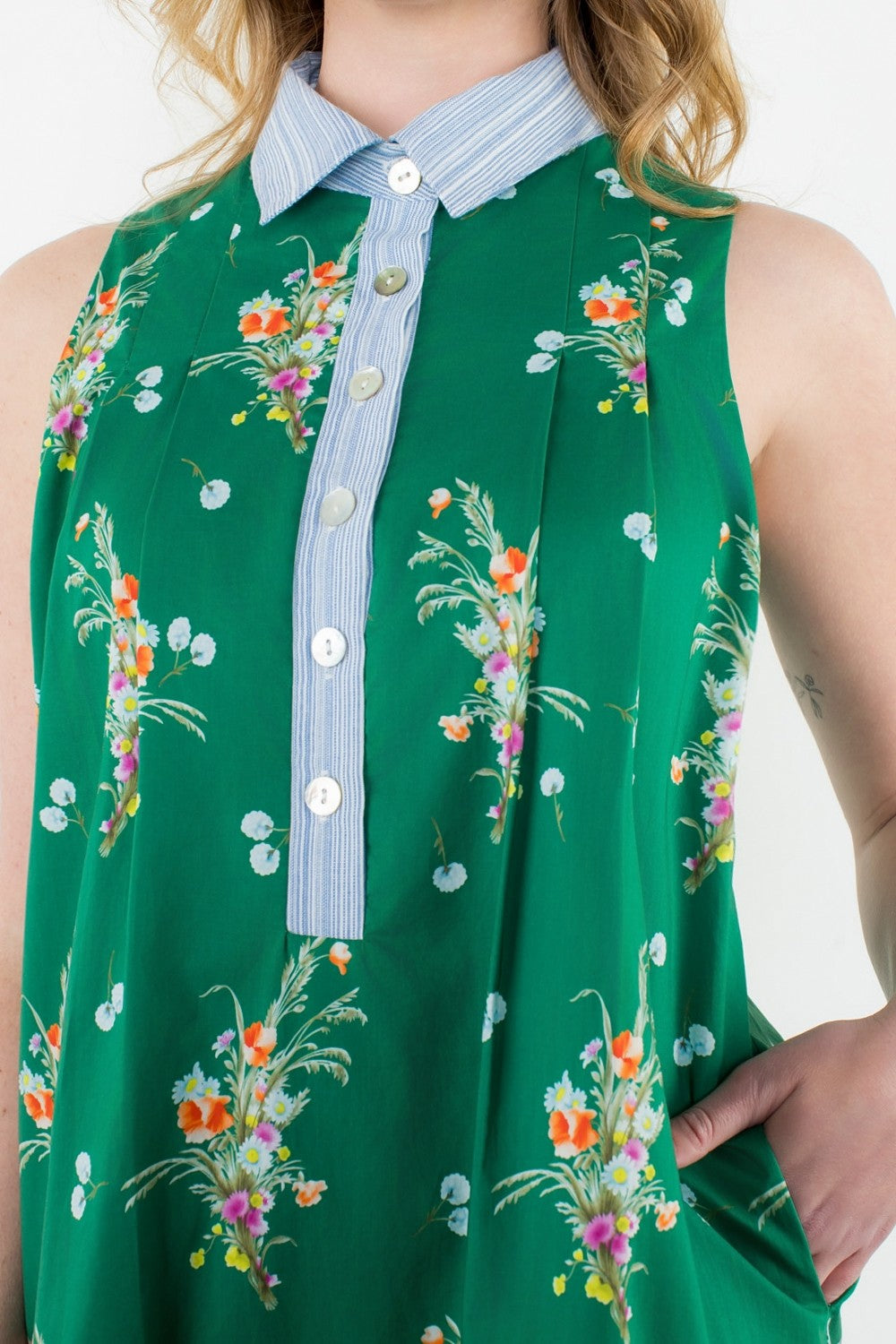 THML Sleeveless Contrast Collar Floral Dress