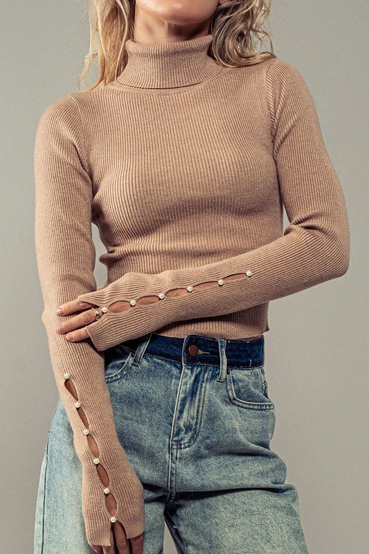 Urban Daisy Pearly Gated Long Sleeve Turtleneck